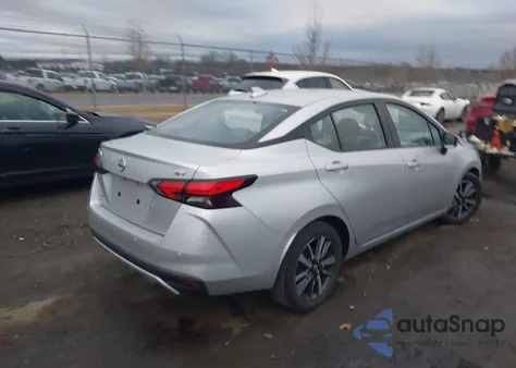 2021 Nissan Versa Sv Xtronic Cvt z USA, uszkodzony, nr VIN 3N1CN8EV8ML840962